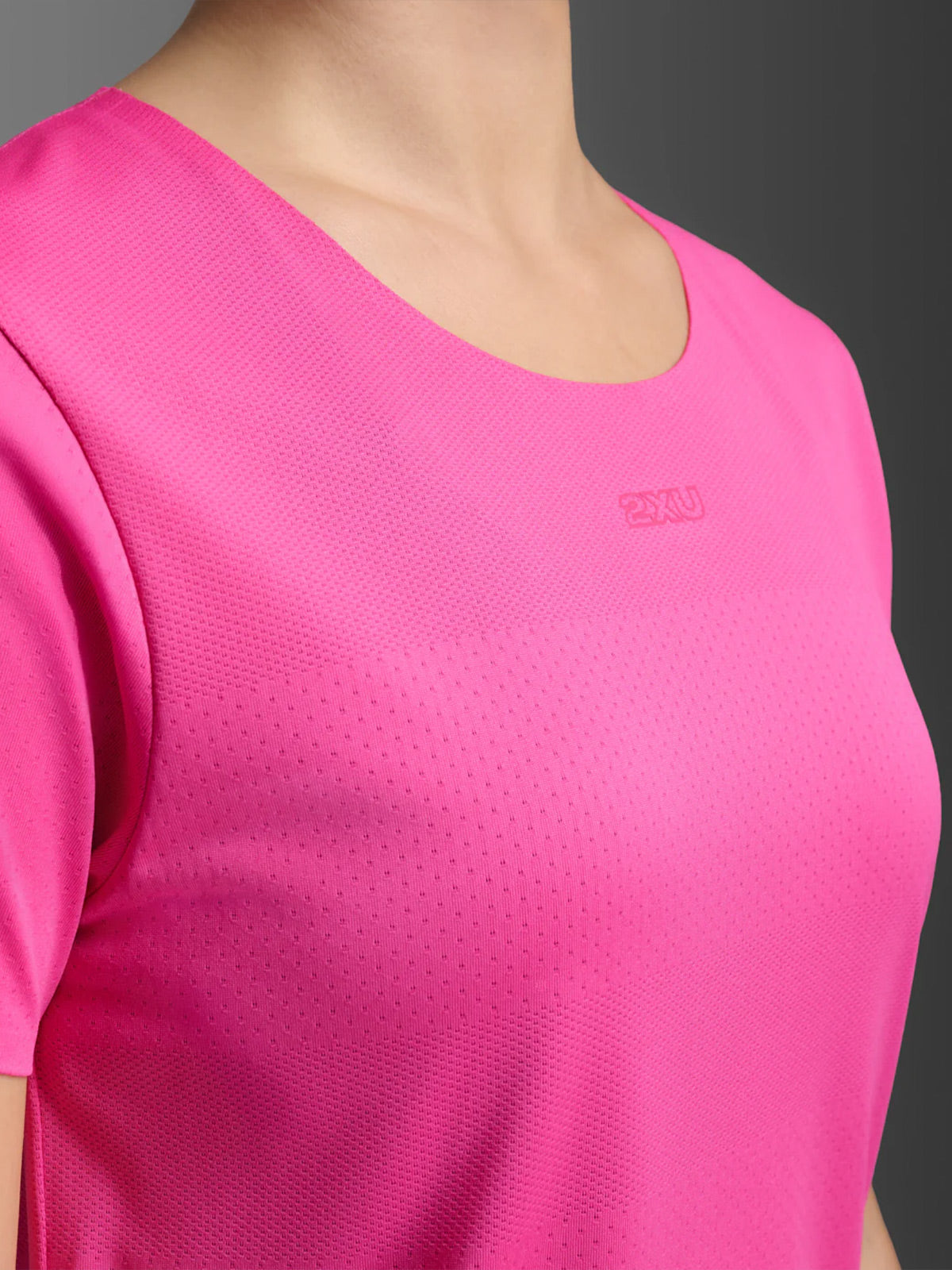 2XU Women's Light Speed Tech Tee - Fuchsia/Fuchsia Reflective
