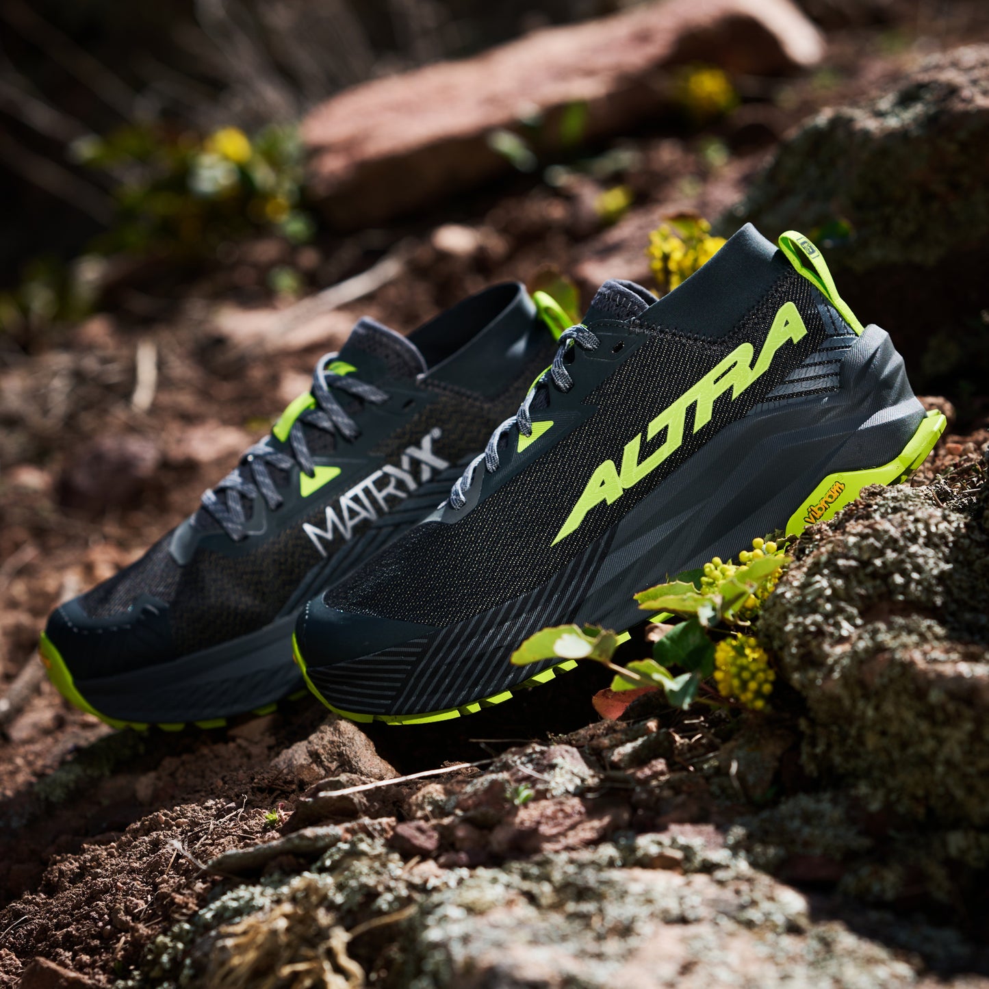 Altra Olympus 275 | Black / Grey | Womens