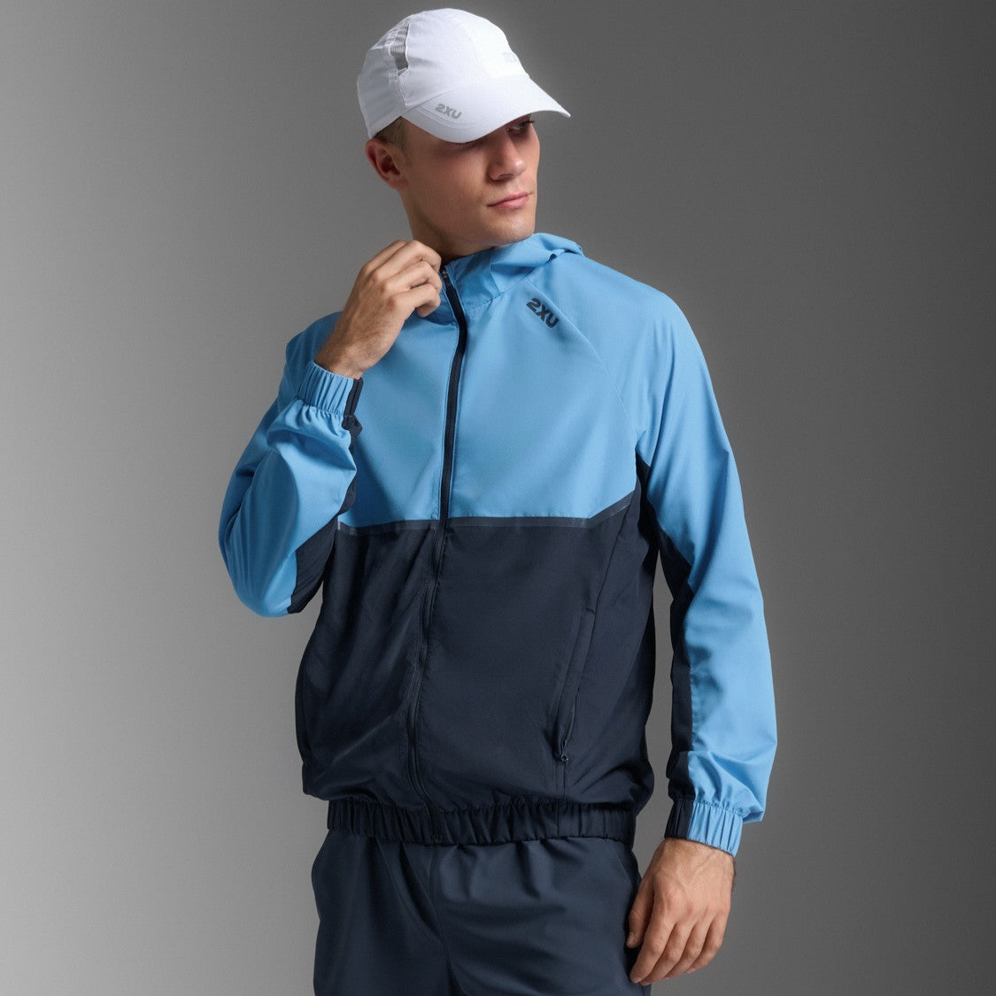 2XU Aero Hex Windbreaker | Azure | Mens