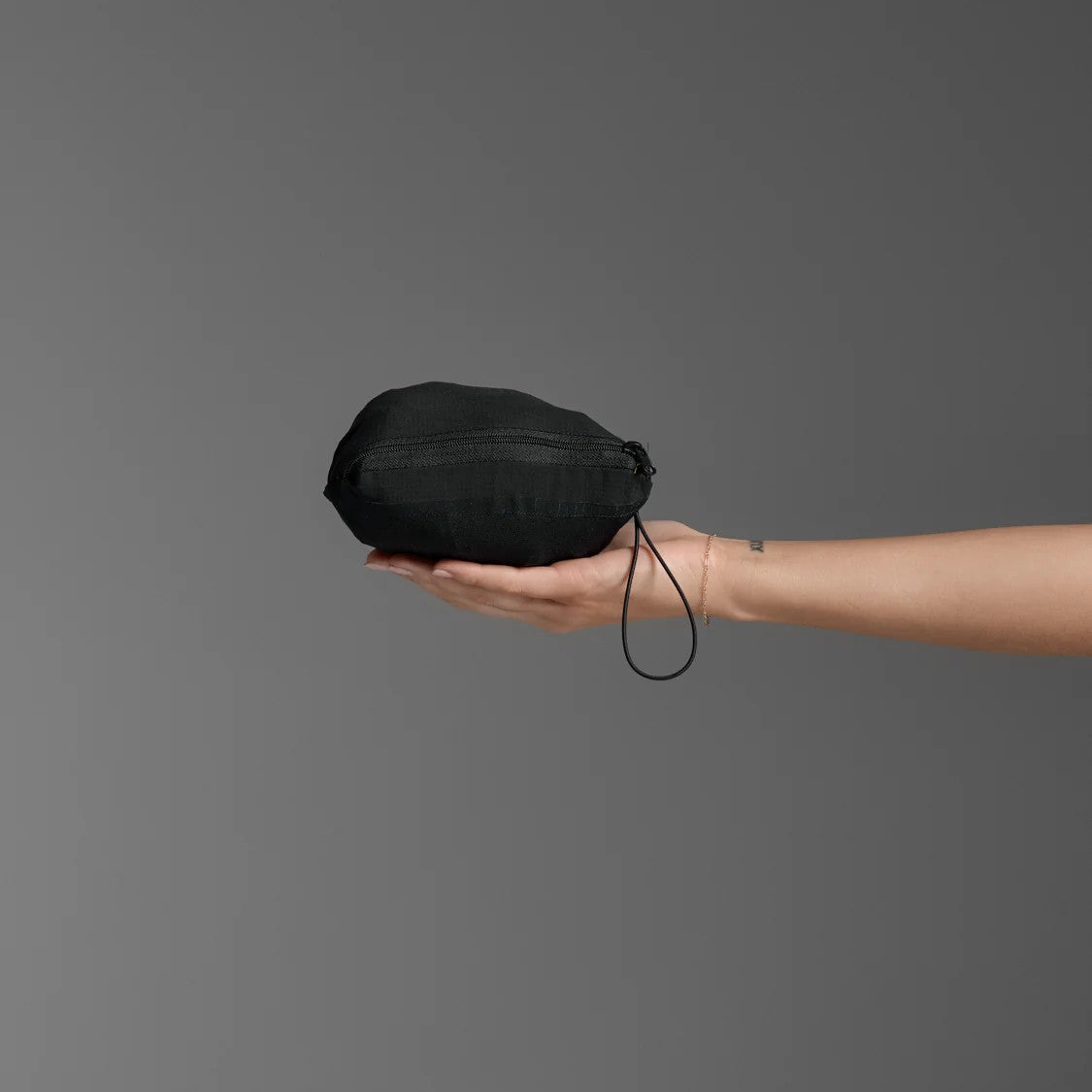 2XU Ignition Shield Jacket | Black / Silver Reflective | Womens