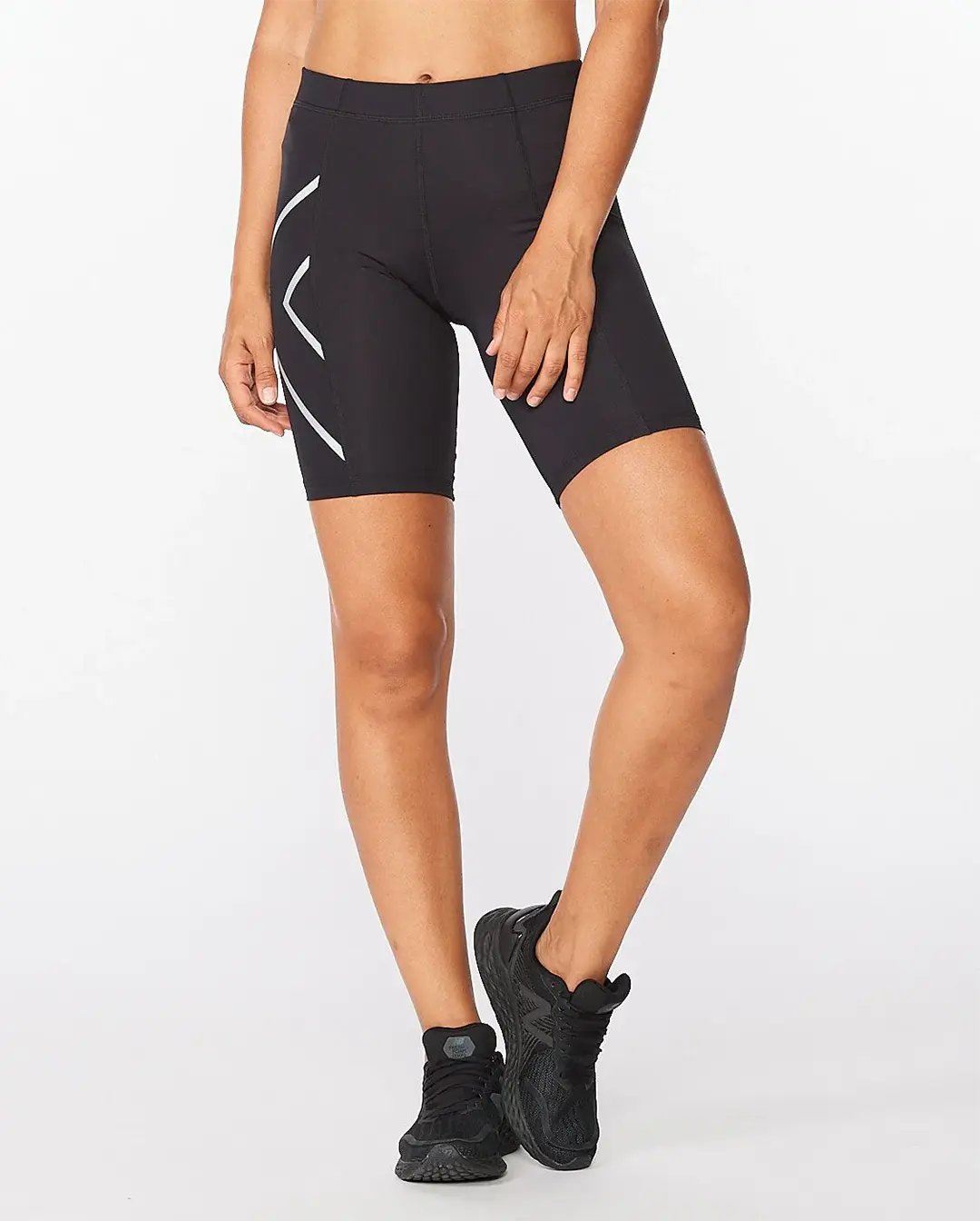 2XU Women's Compression Short - WA4176B (BLK/SIL)