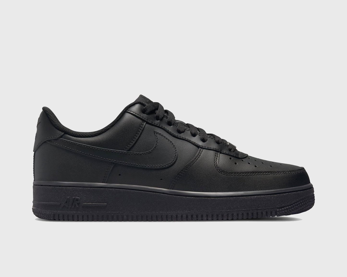 A pair of black Nike Air Force 1 '07 sneakers with lace-up closure.
