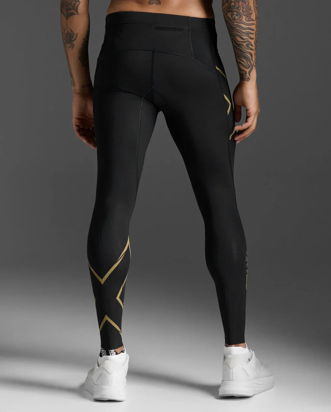 2XU Men's Light Speed Compression Tights - Black/Gold Reflective