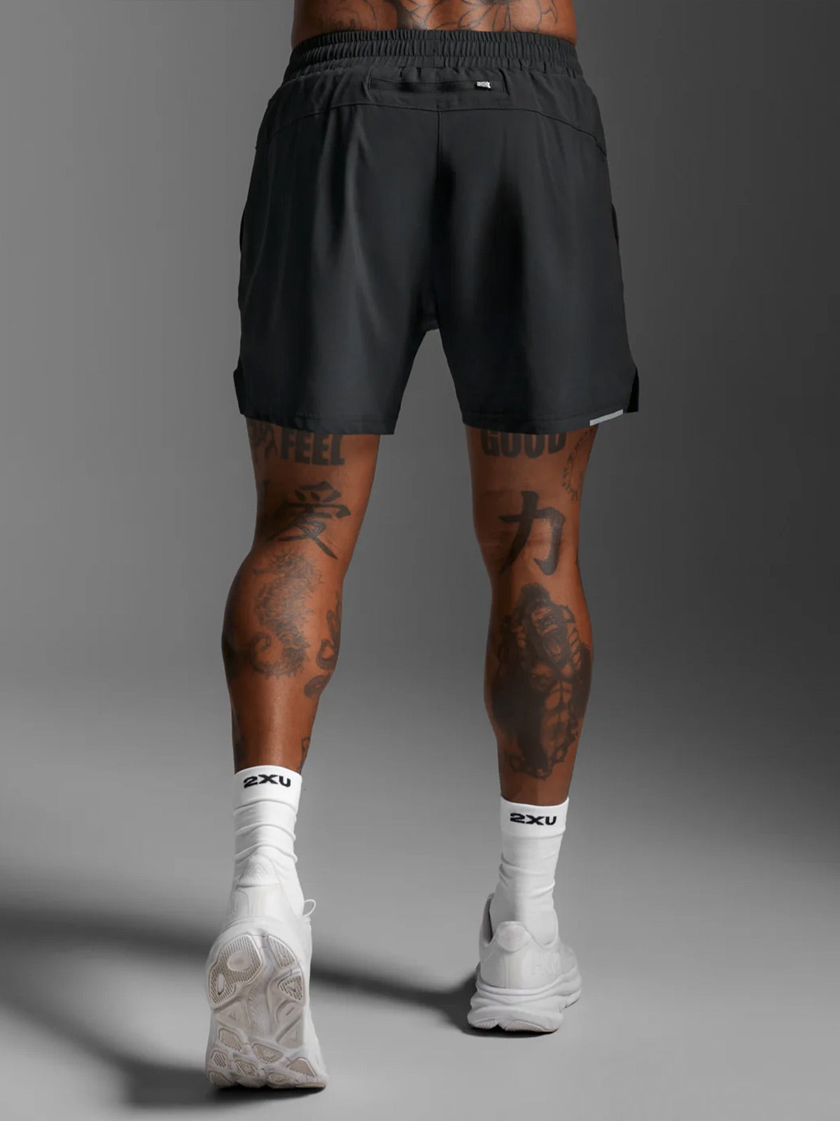 2XU Men's Aero 5 Inch Shorts - Black/Silver Reflective