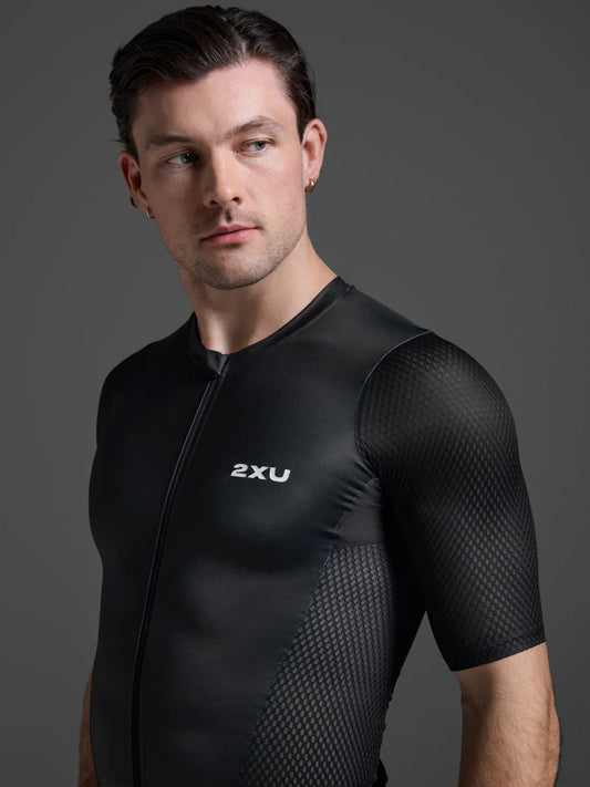 2XU Men's Aero Hex Tri Sleeved Top - Black/White