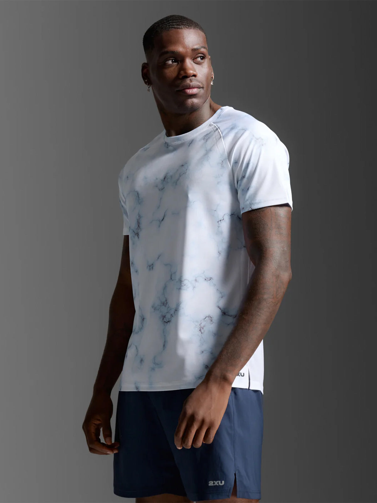 2XU Men's Aero Mesh Tee - Blue Marble/Black Reflective