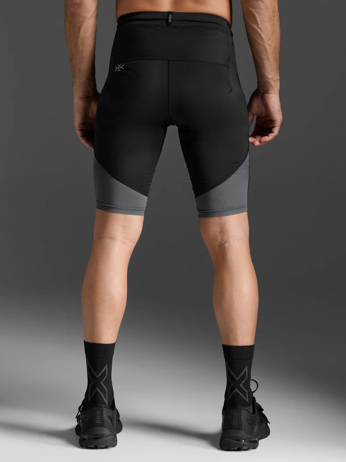 2XU Men's Light Speed React Comp Shorts - Black/White Reflective