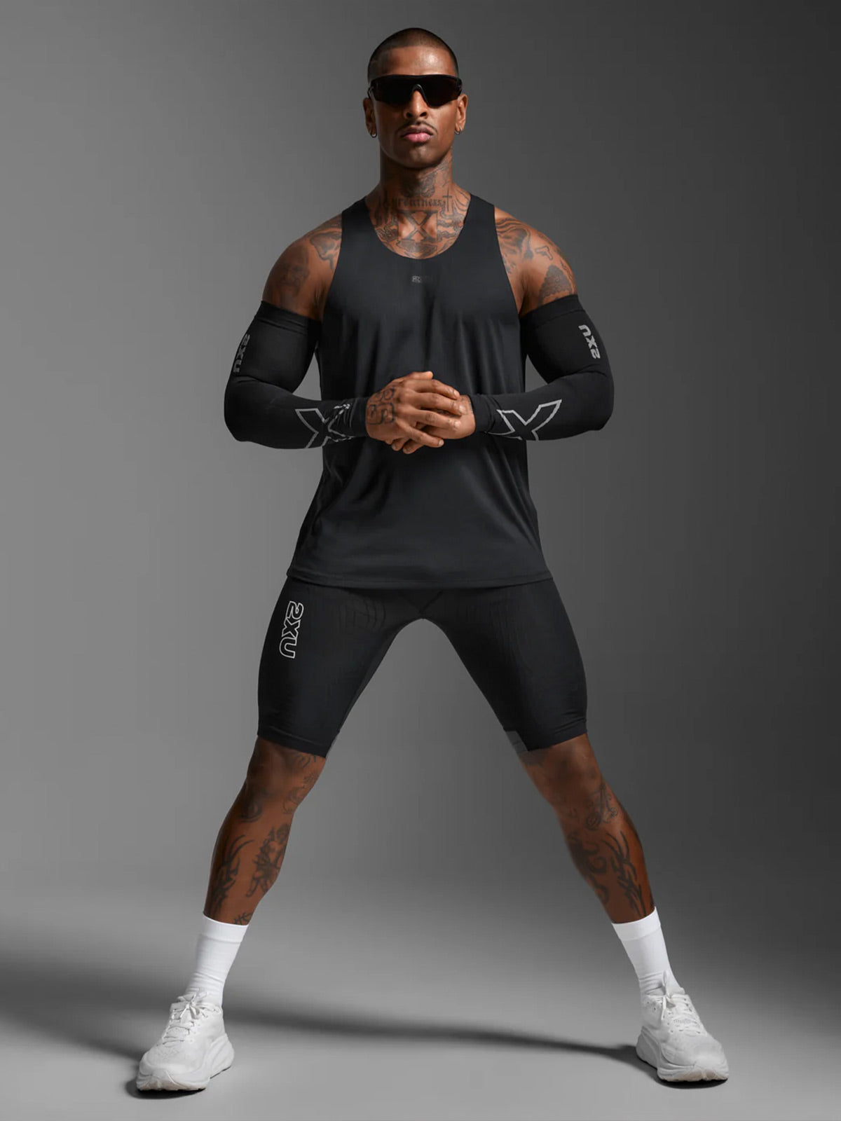 2XU Men's Light Speed Tech Singlet - Black/Black Reflective