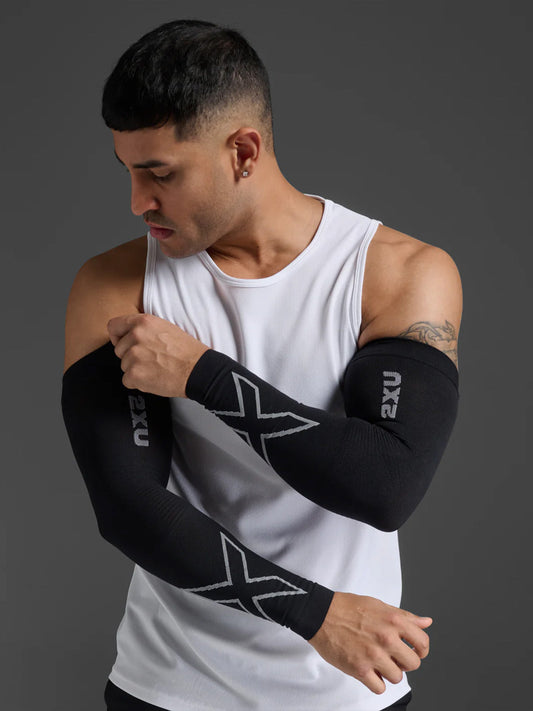 2XU Unisex's Flex Run Comp Arm Sleeves - Black/Grey