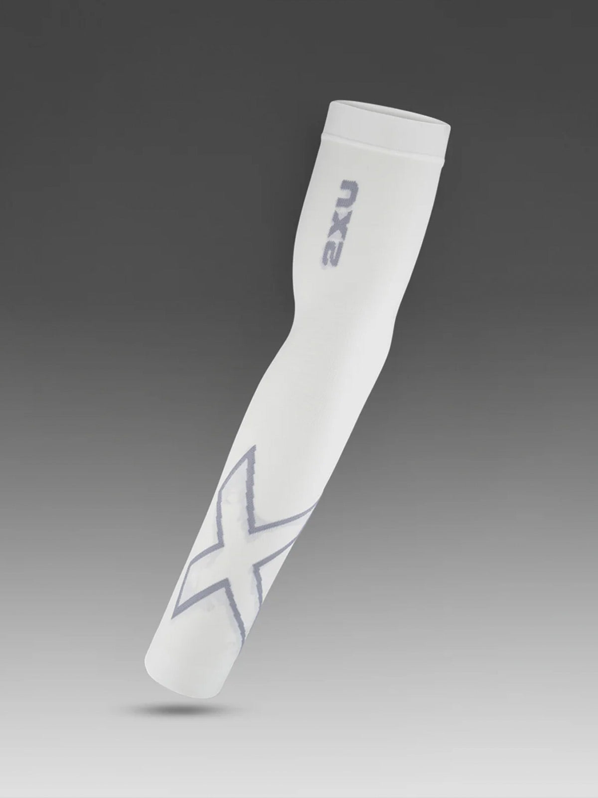 2XU Unisex's Flex Run Comp Arm Sleeves - White/Grey