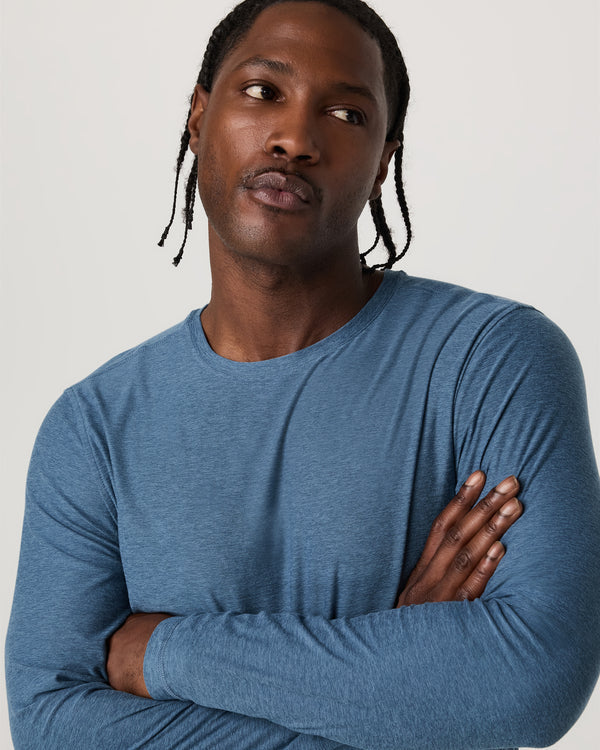 Vuori Men's Long Sleeve Strato Tech Tee