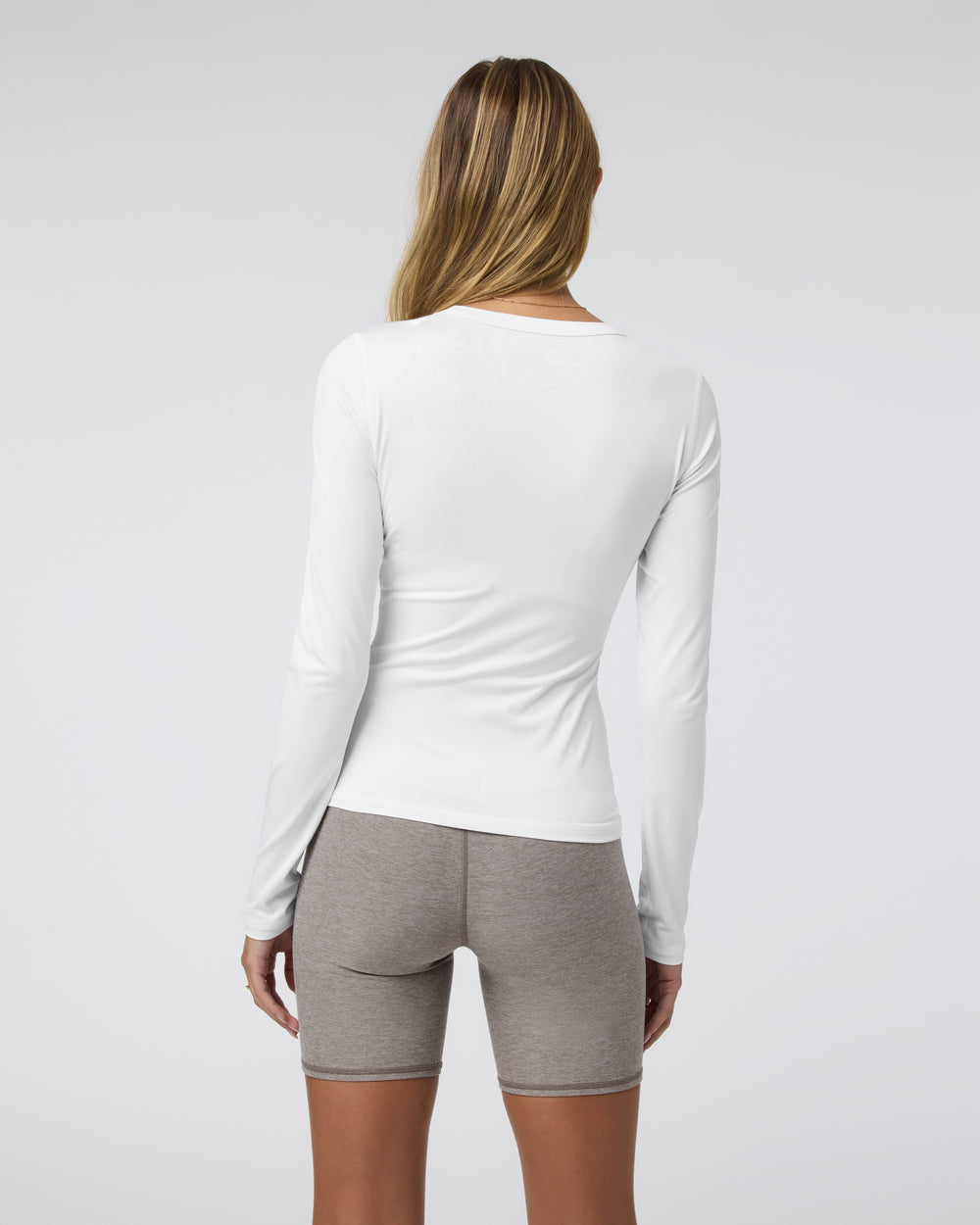 Vuori Women's Long Sleeve Lux Crew Tee