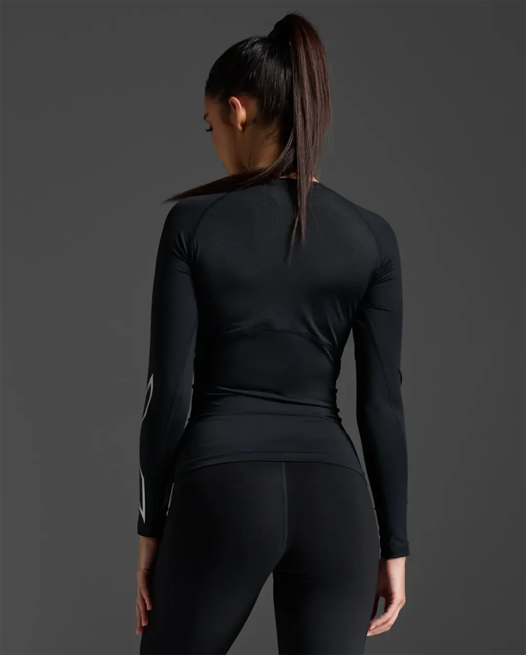 2XU Women's Core Compression Long Sleeve - Black/Silver
