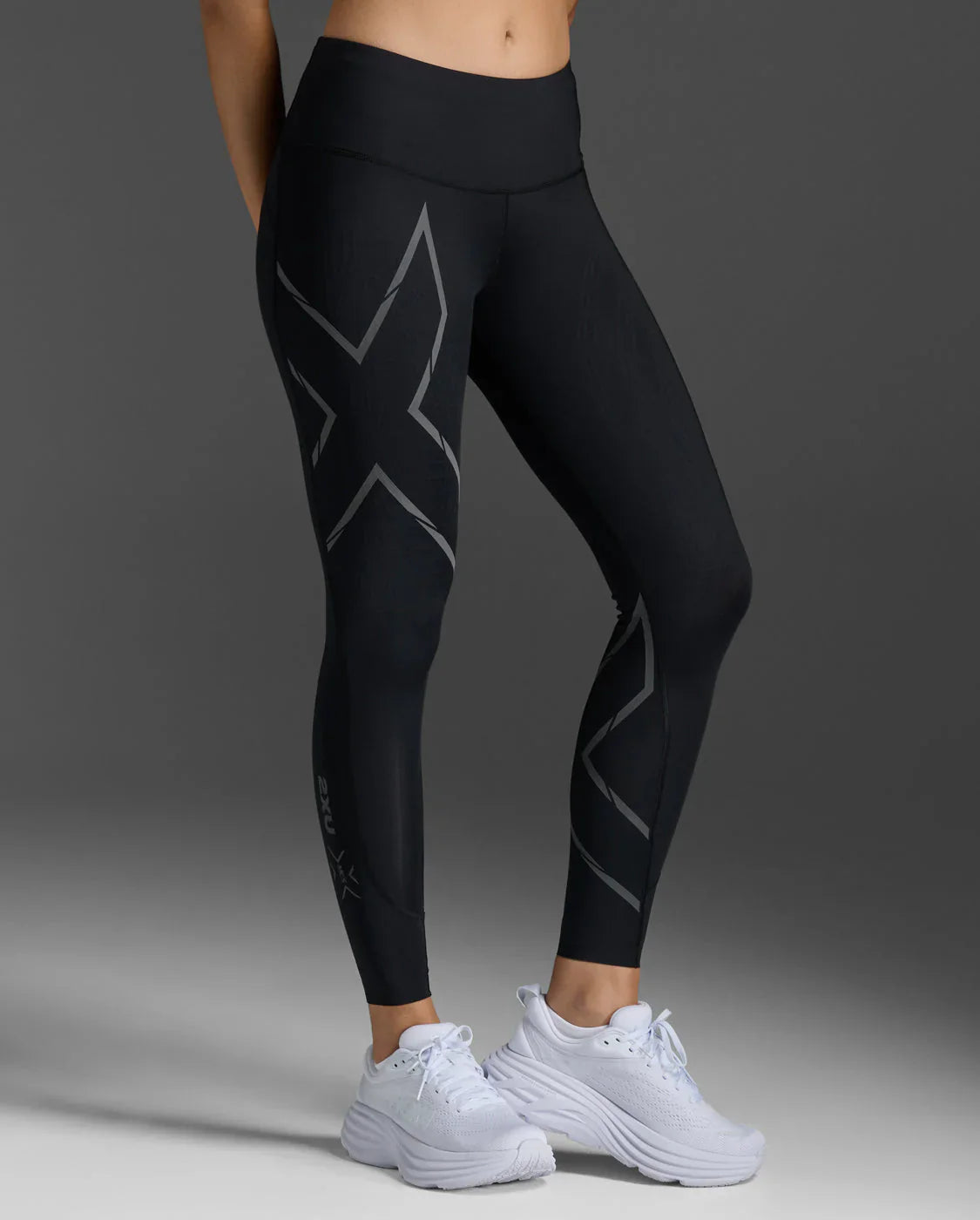 2XU Women's Light Speed Compression Mid-Rise Tights - Black/ Black Reflective