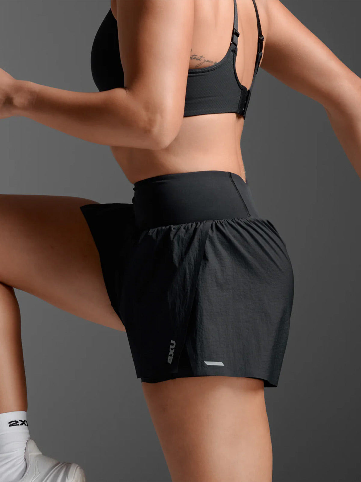 2XU Women's Aero Hi-Rise2-in-1 3Inch Shorts - Black/Silver Reflective