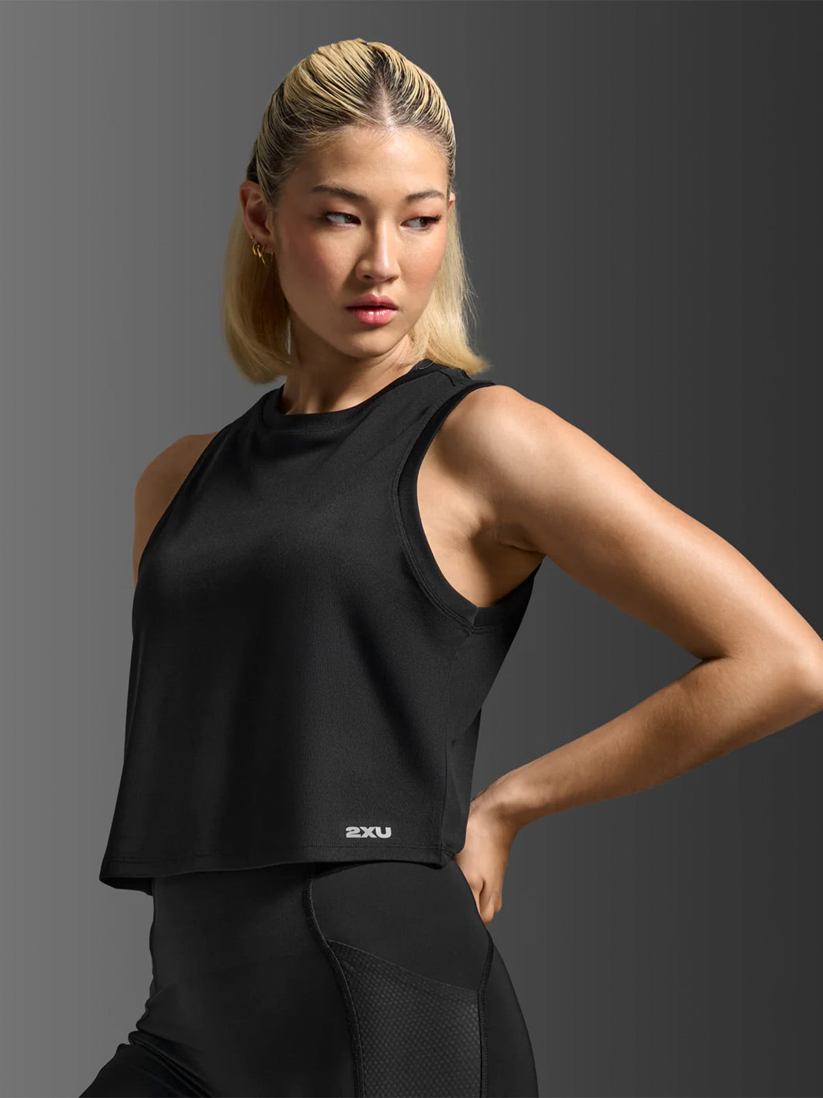 2XU Women's Aero Mesh Crop Tank - Black/Silver Reflective