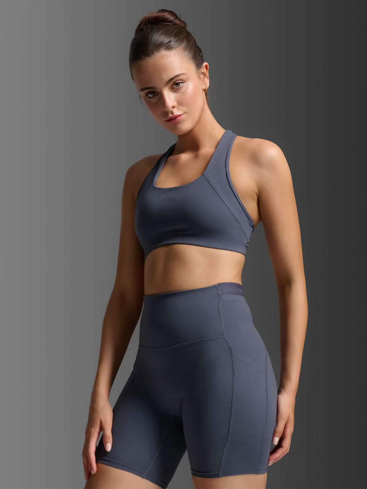 2XU Women's Form Racerback Medium Impact Bra - India Ink/India Ink