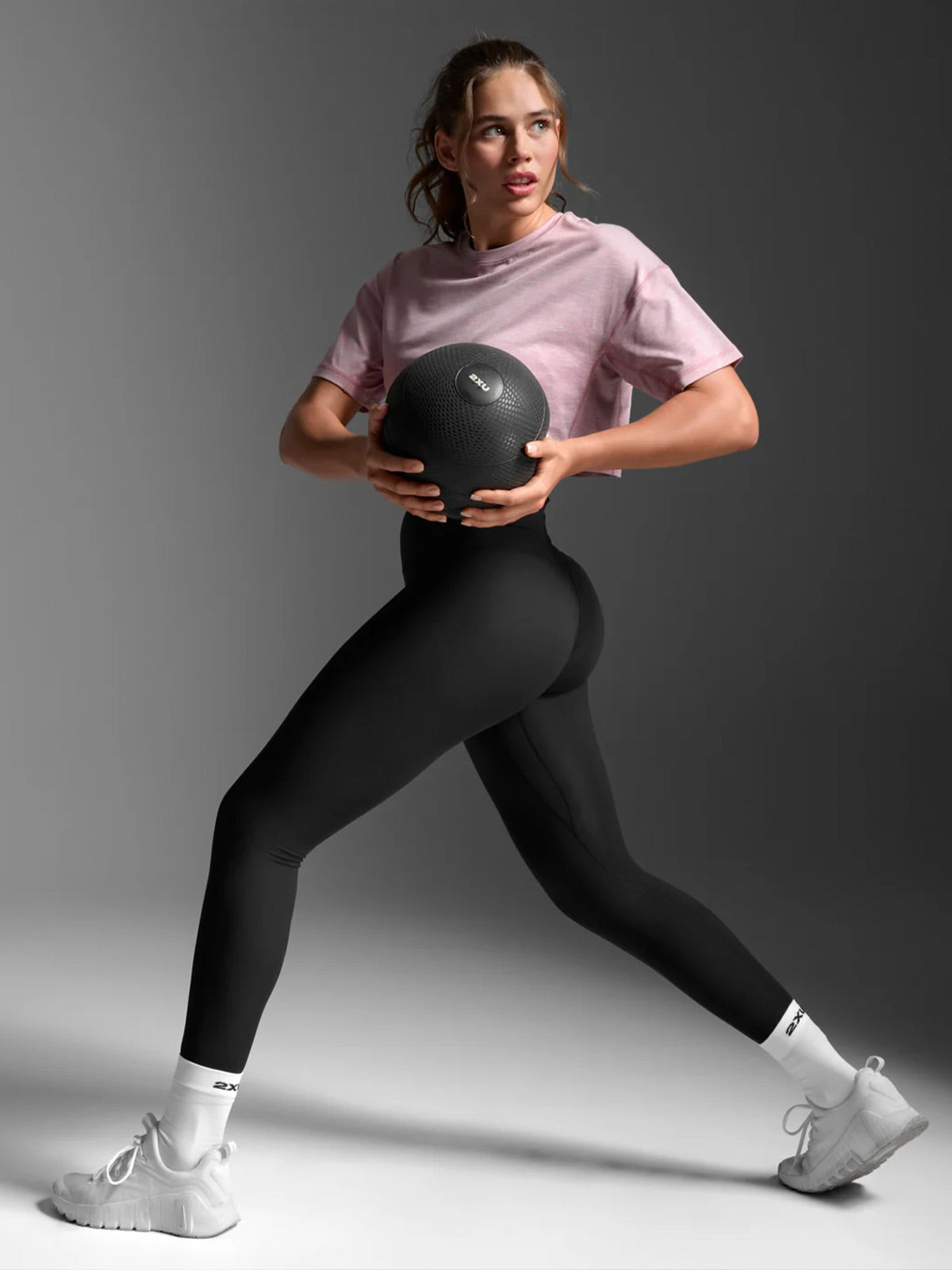 2XU Women's Form Soft Jersey Crop Tee - Cosmetic Pink/Cosmetic Pink