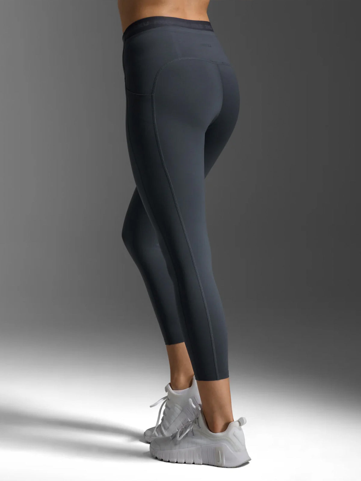 2XU Women's Form Stash Hi-Rise Comp 7/8 - India Ink/India Ink1