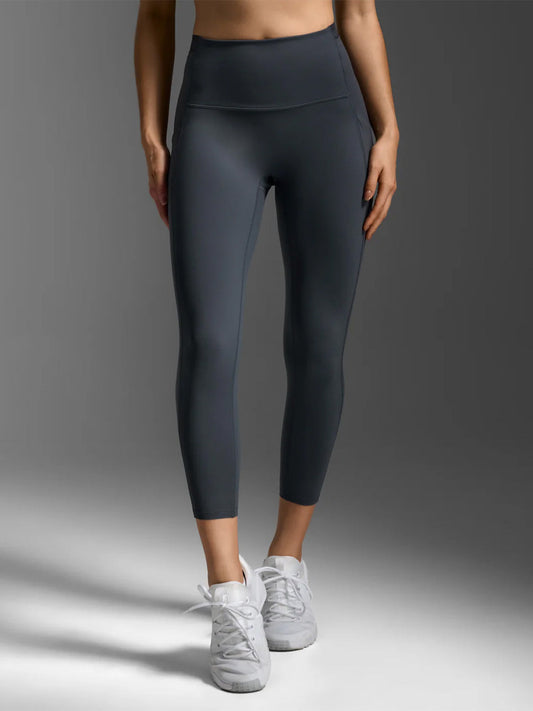 2XU Women's Form Stash Hi-Rise Comp 7/8 - India Ink/India Ink1