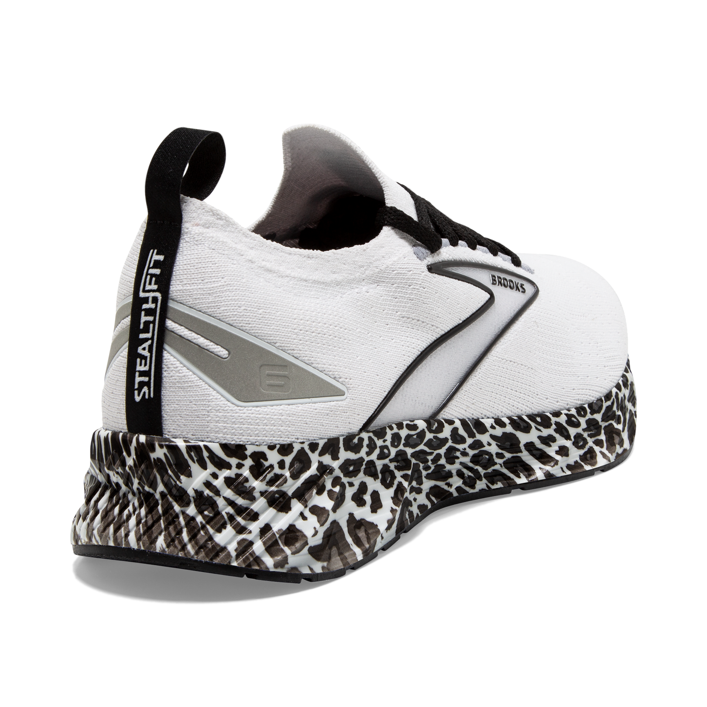 Women's Levitate StealthFit 6