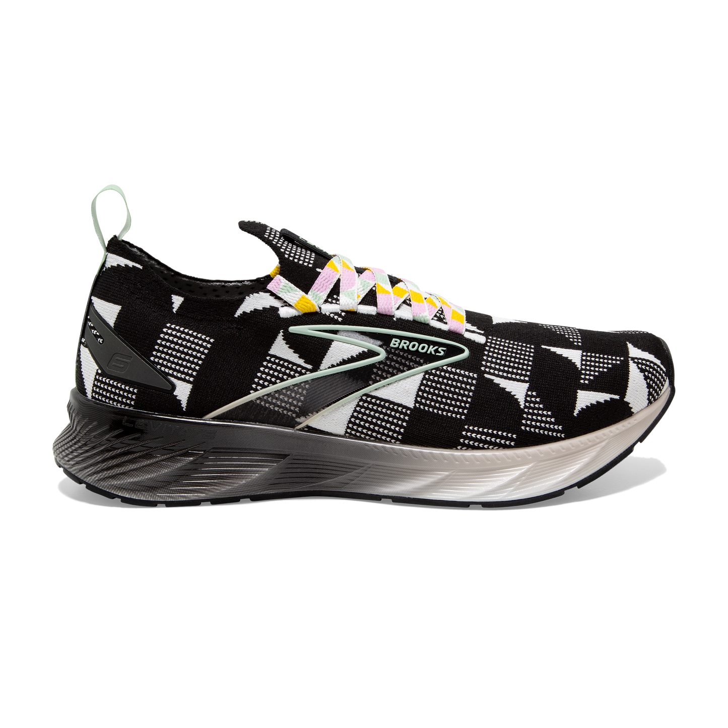 Women's Levitate StealthFit 6